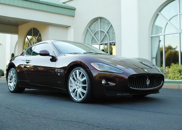 Maserati GranTurismo 2010 photo 3