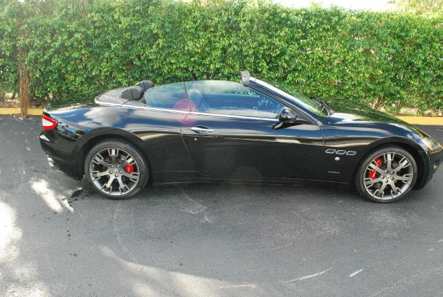 Maserati GranTurismo 2010 photo 3