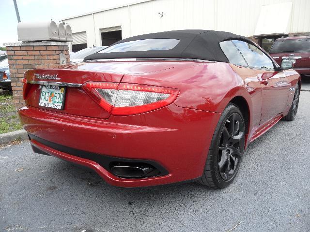 Maserati GranTurismo 2012 photo 1