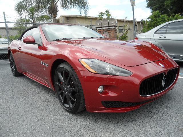 Maserati GranTurismo 2012 photo 2