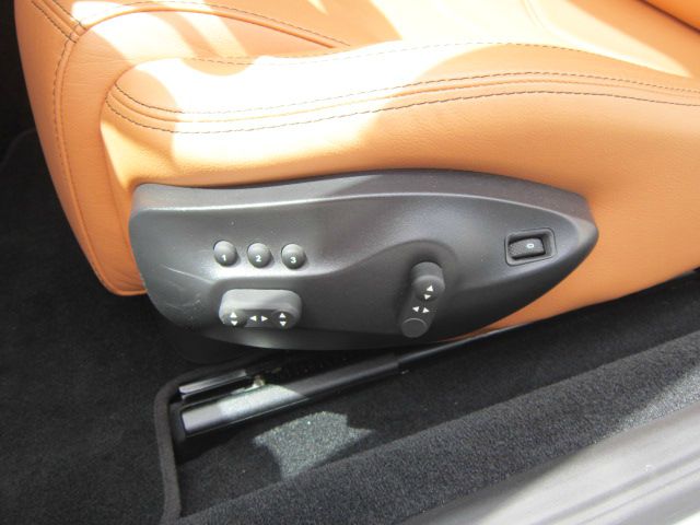 Maserati GranTurismo 2012 photo 33