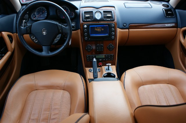 Maserati Quattroporte 2005 photo 0
