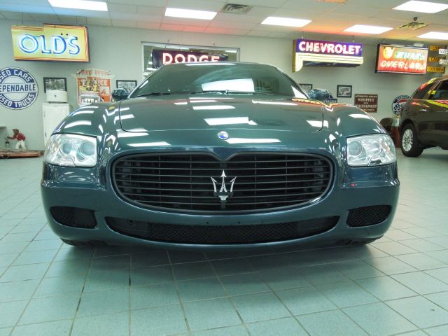 Maserati Quattroporte 2005 photo 24