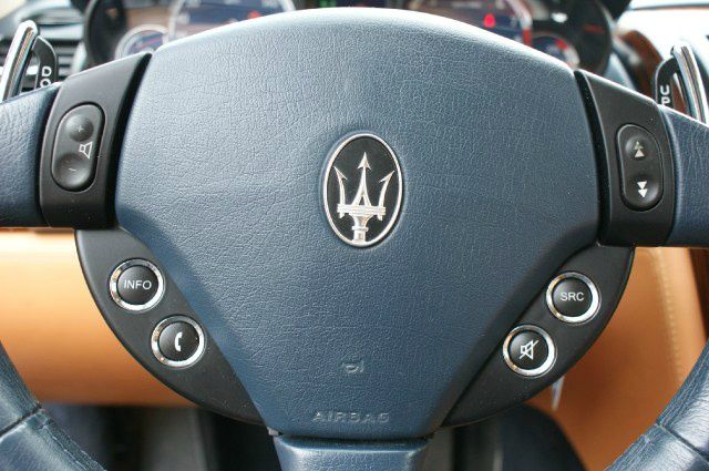 Maserati Quattroporte 2005 photo 4