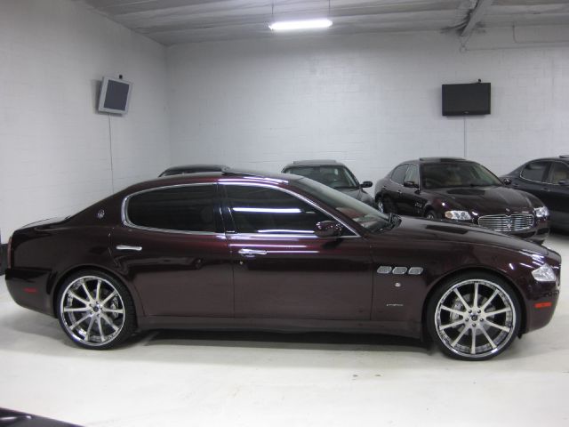Maserati Quattroporte 2006 photo 20