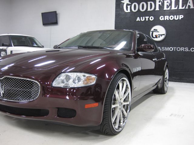 Maserati Quattroporte 2006 photo 22