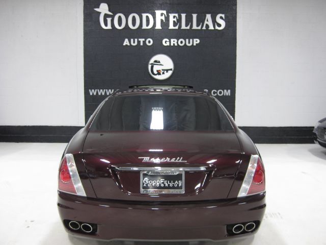 Maserati Quattroporte 2006 photo 30