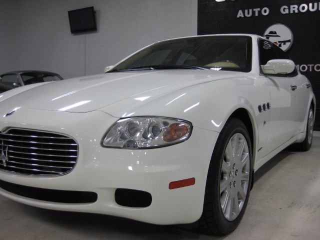Maserati Quattroporte 2006 photo 4