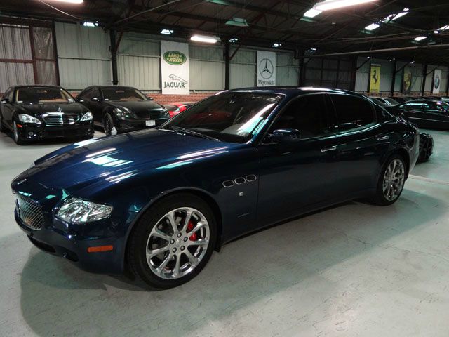 Maserati Quattroporte 2006 photo 2