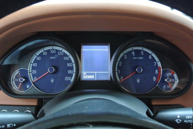 Maserati Quattroporte 2006 photo 18