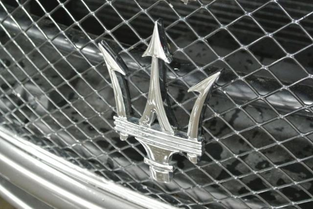 Maserati Quattroporte 2006 photo 21