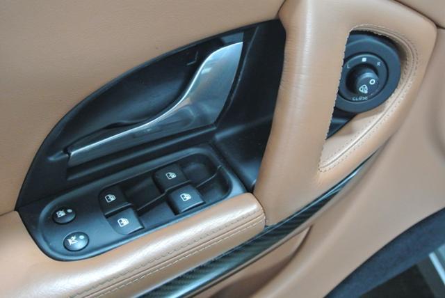 Maserati Quattroporte 2006 photo 9