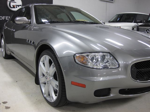 Maserati Quattroporte 2007 photo 4