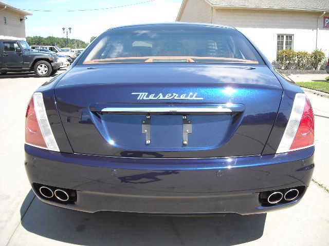 Maserati Quattroporte SE 5-door Sedan