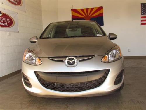 Mazda 2 2011 photo 2
