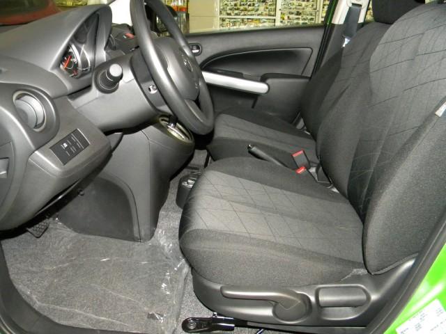 Mazda 2 2011 photo 1