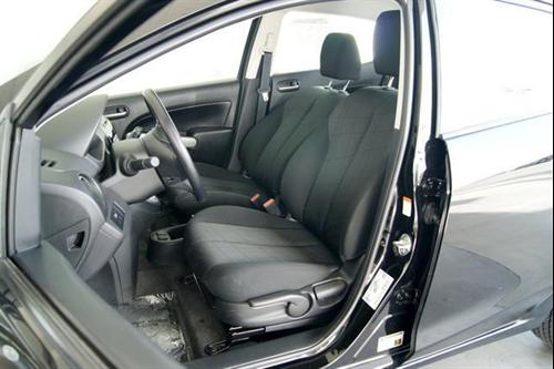 Mazda 2 2011 photo 5