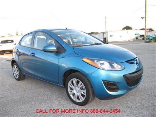 Mazda 2 2011 photo 1