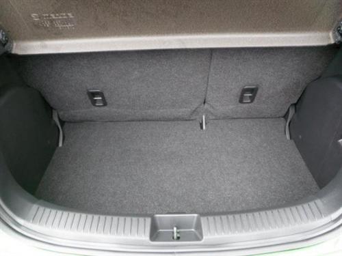 Mazda 2 2011 photo 4