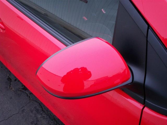 Mazda 2 2011 photo 2