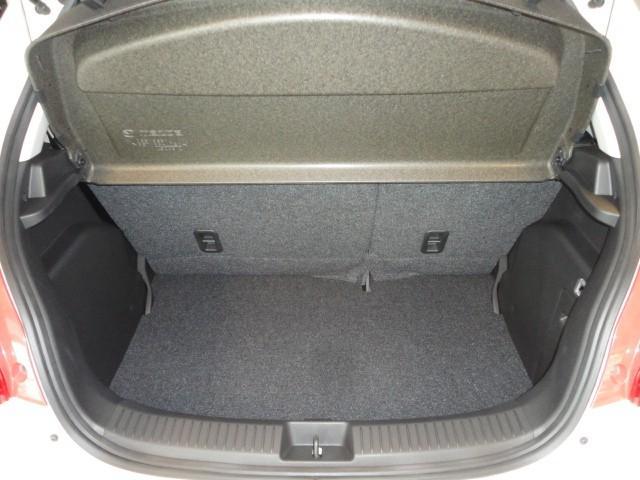 Mazda 2 2011 photo 5