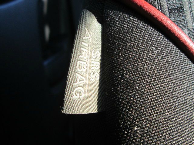 Mazda 2 2011 photo 1