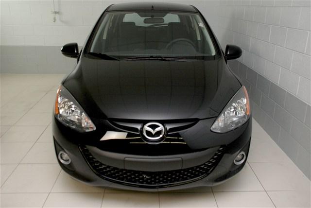 Mazda 2 2011 photo 1