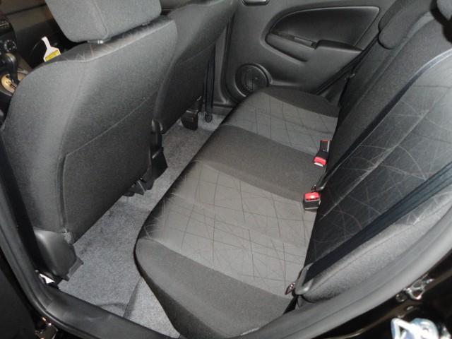 Mazda 2 2011 photo 3