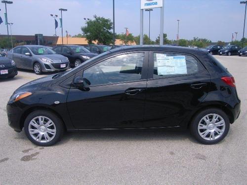 Mazda 2 2011 photo 5