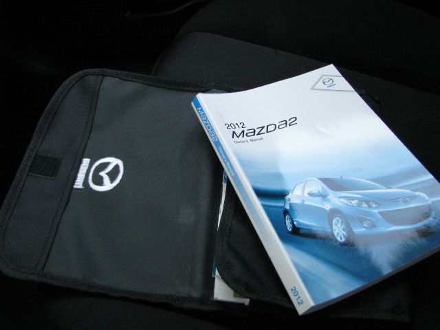 Mazda 2 2012 photo 22