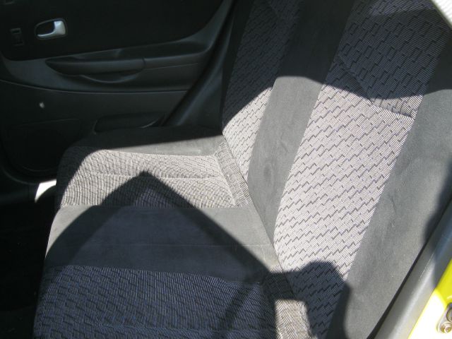 Mazda 3 2003 photo 2