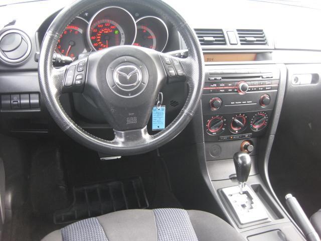 Mazda 3 2004 photo 1