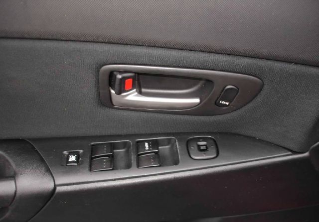 Mazda 3 2004 photo 17