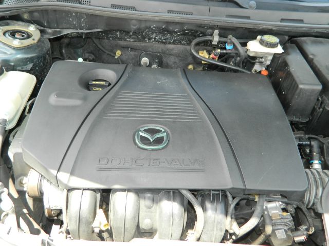 Mazda 3 2004 photo 2
