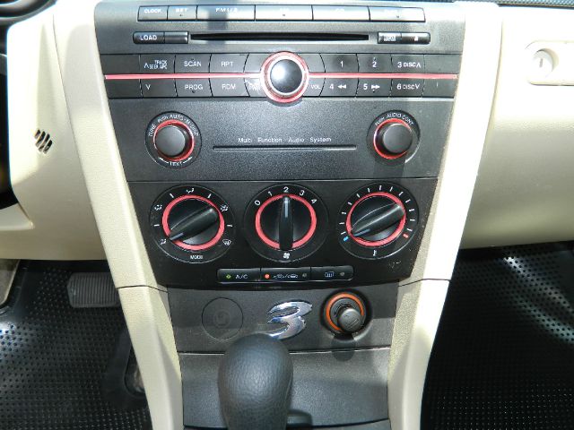 Mazda 3 2004 photo 26