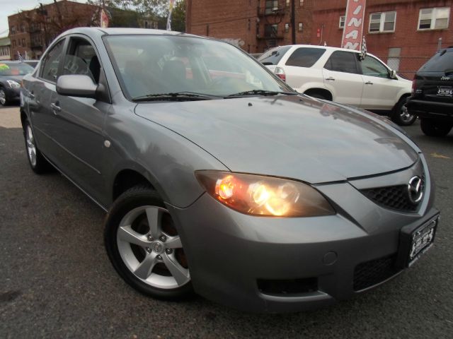 Mazda 3 2004 photo 1