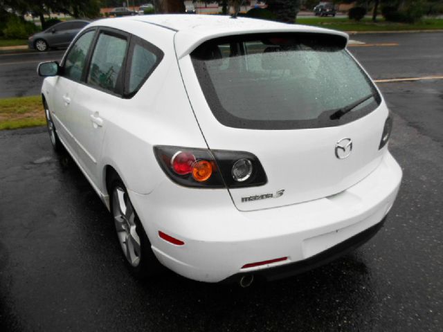 Mazda 3 LT W/3.9l Hatchback