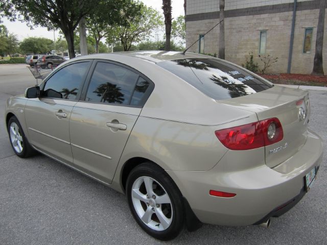 Mazda 3 2004 photo 4