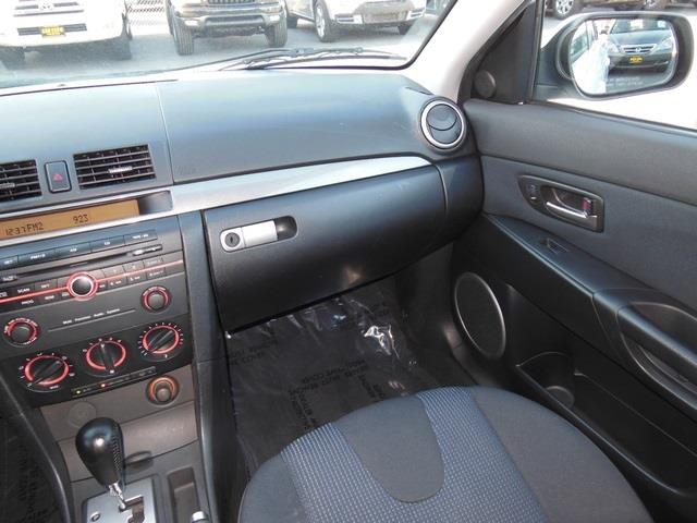 Mazda 3 4dr Sdn Touring Signature RWD Hatchback