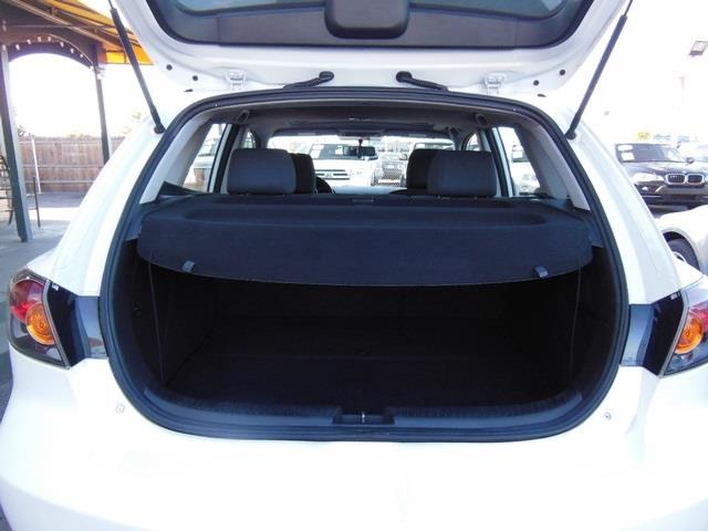 Mazda 3 2004 photo 4