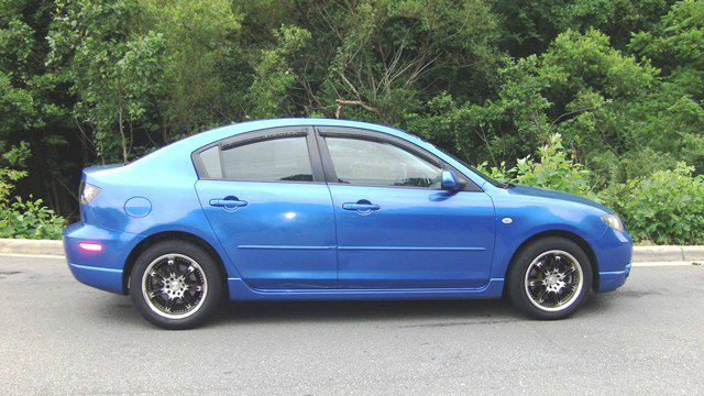 Mazda 3 2004 photo 3