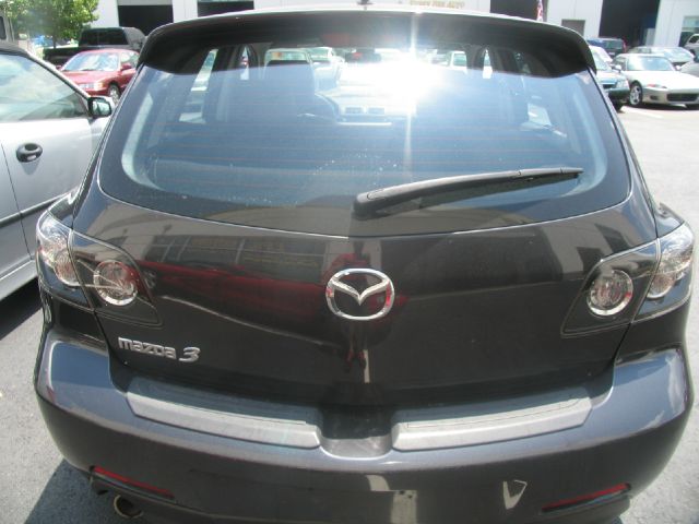 Mazda 3 2005 photo 2