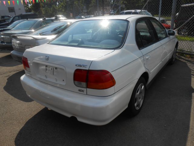 Mazda 3 2005 photo 4