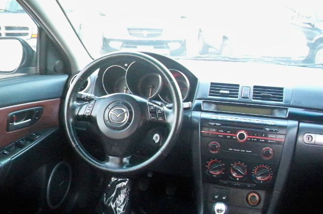Mazda 3 2005 photo 9