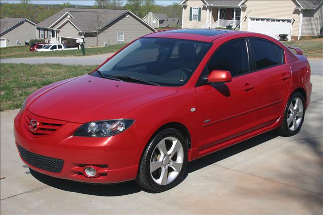 Mazda 3 15 Sedan