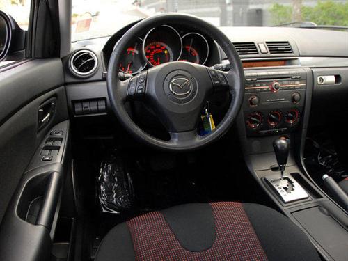Mazda 3 2006 photo 3