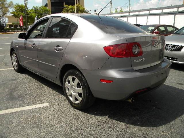 Mazda 3 2006 photo 3