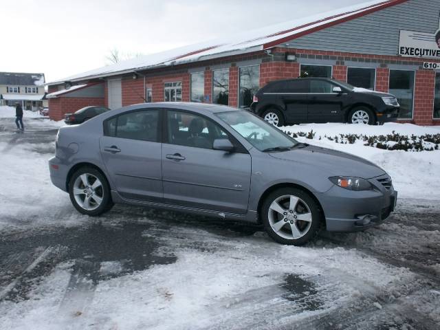 Mazda 3 XR Sedan
