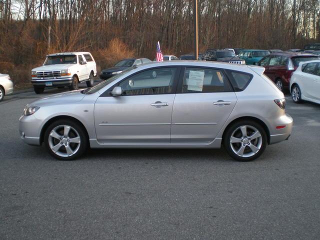 Mazda 3 Super CREW XLT 4X4 Hatchback