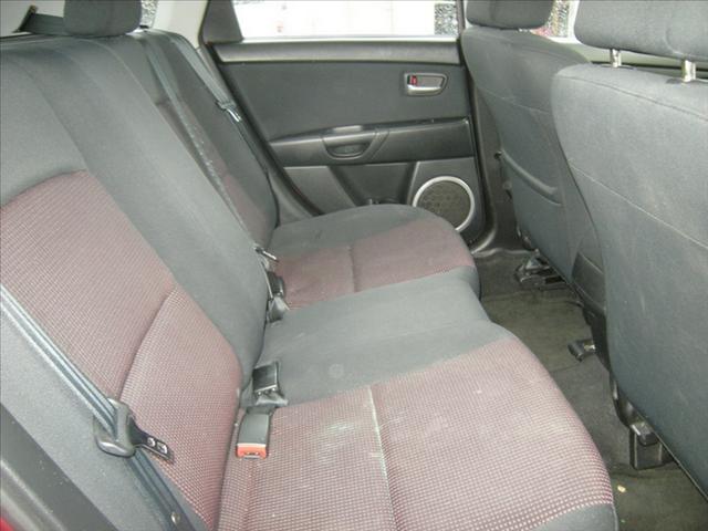 Mazda 3 2006 photo 2